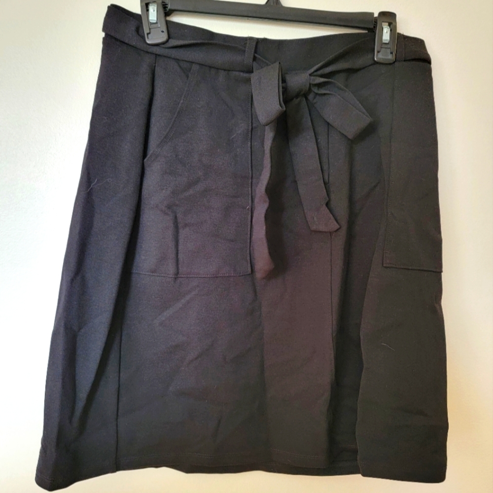 GILI skirt